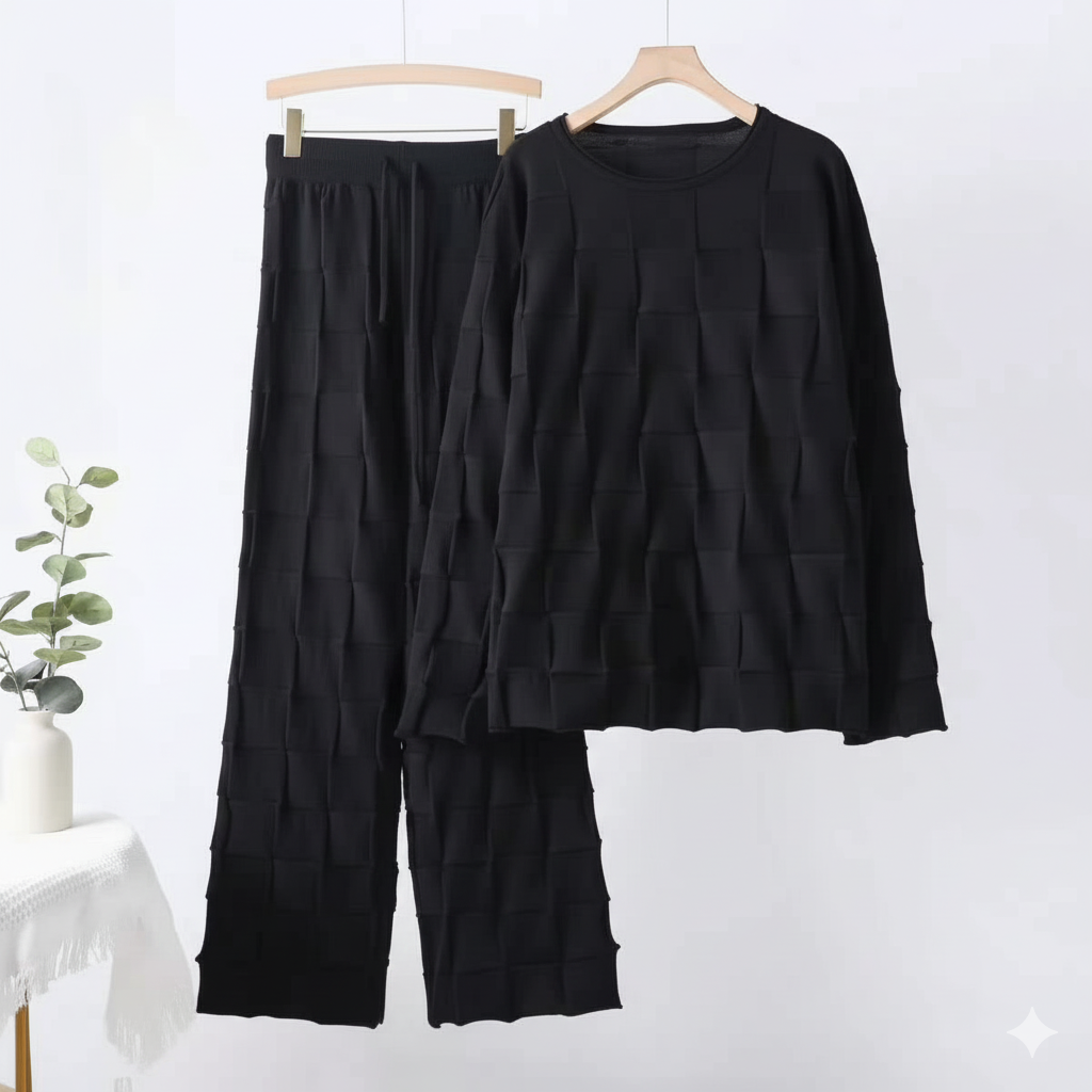 Women's Textured Co-ord Set - Chic & Versatile Fashion Clothing - Image 2
